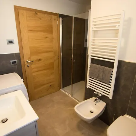 Casa Vacanze Martinelli Pellizzano Esterno foto
